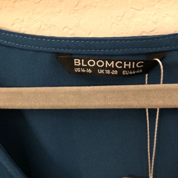 BloomChic Dark Teal Blouse with Acrylic Chain Detail and Tie Sleeves 14-16 NWT - Picture 4 of 8